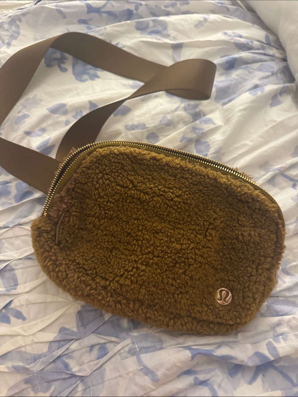 FUZZY BROWN SHERPA LULULEMON BELT BAG